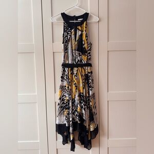 New York & Company Black and Yellow Dress